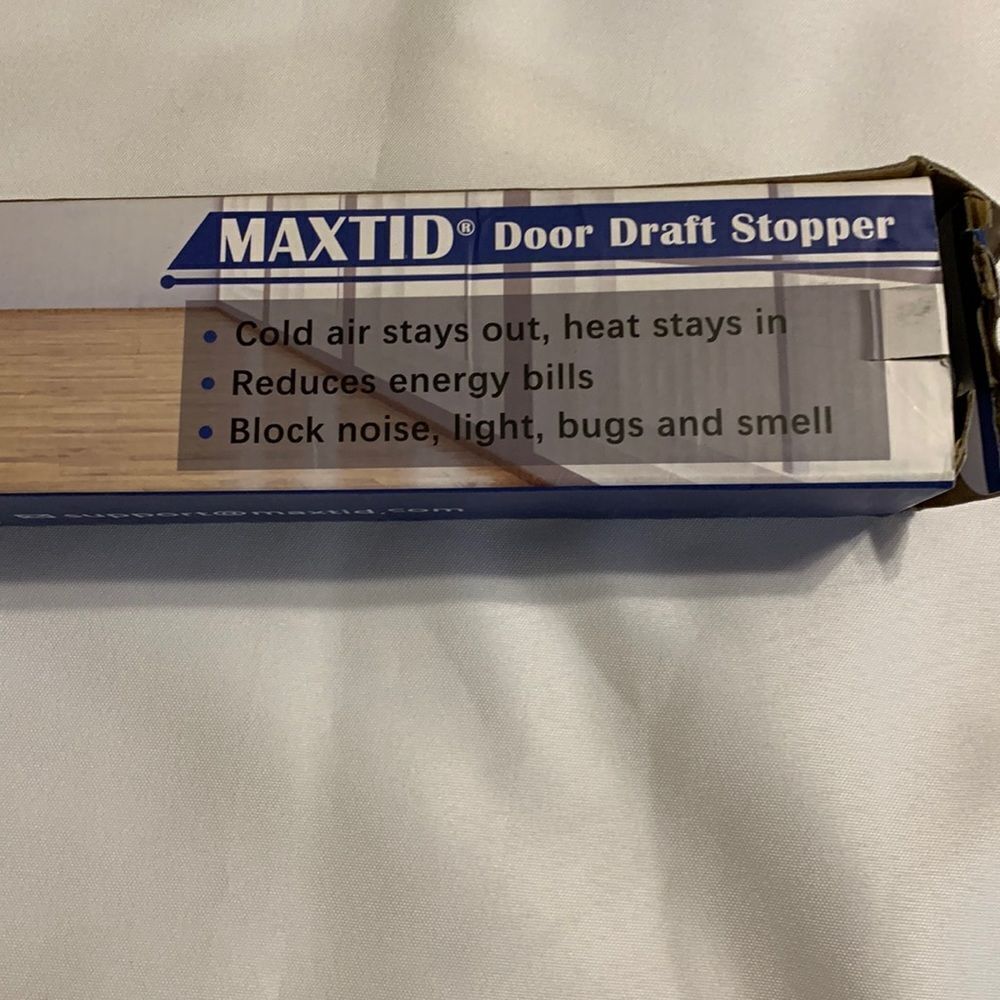 Door draft stopper.  Complete kit and instructions included